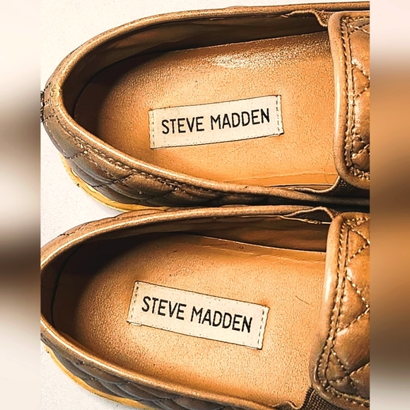 Steve Madden Ecentrq Quilted Slip On Loafers Casual Shoes Gray Beige size 7 - Picture 2 of 7